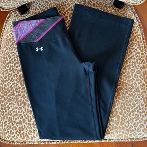 Under Armour Yoga Pant  Size SM/P  Length Short  Great Used Condition